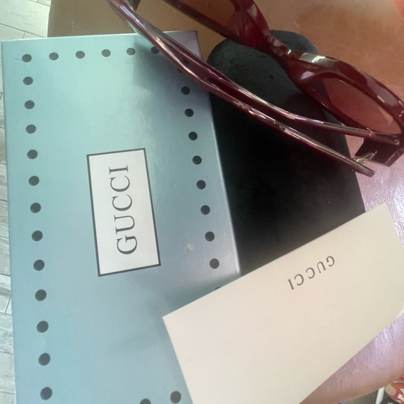 Gucci Black Sunglasses with Pink Lenses